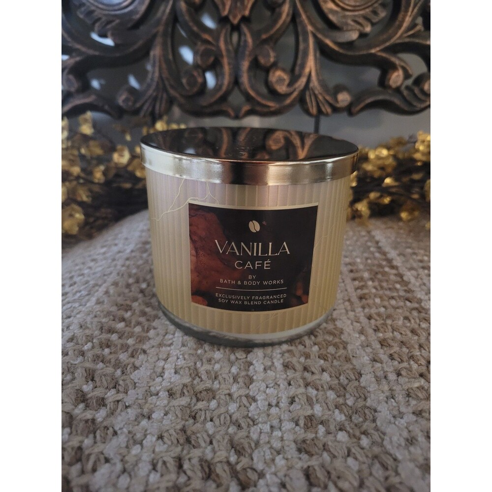 Vanilla Cafe - Bath and Body Works 3-Wick Candle